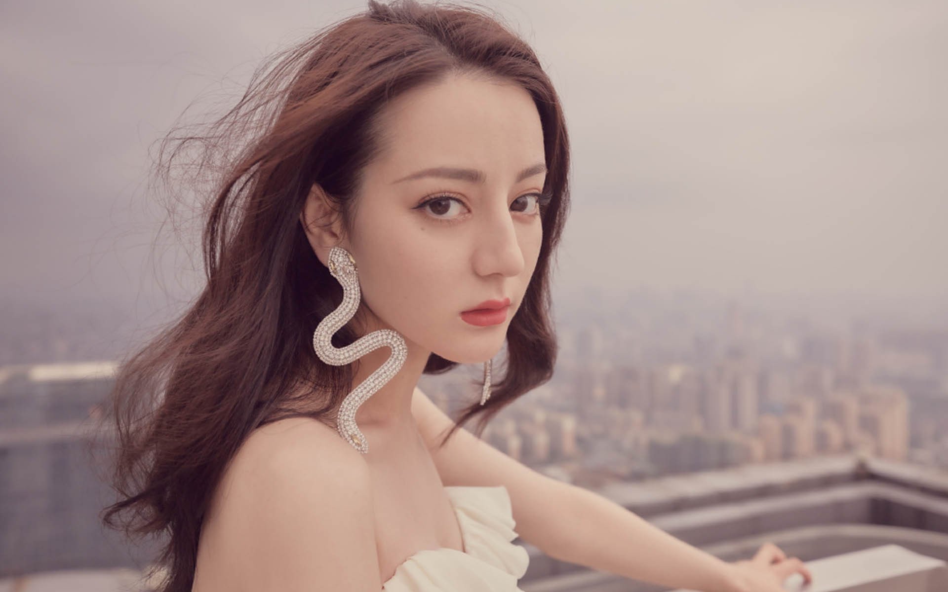 -摩洛哥队在巴黎奥运会男足比赛中展现出快速反击战术