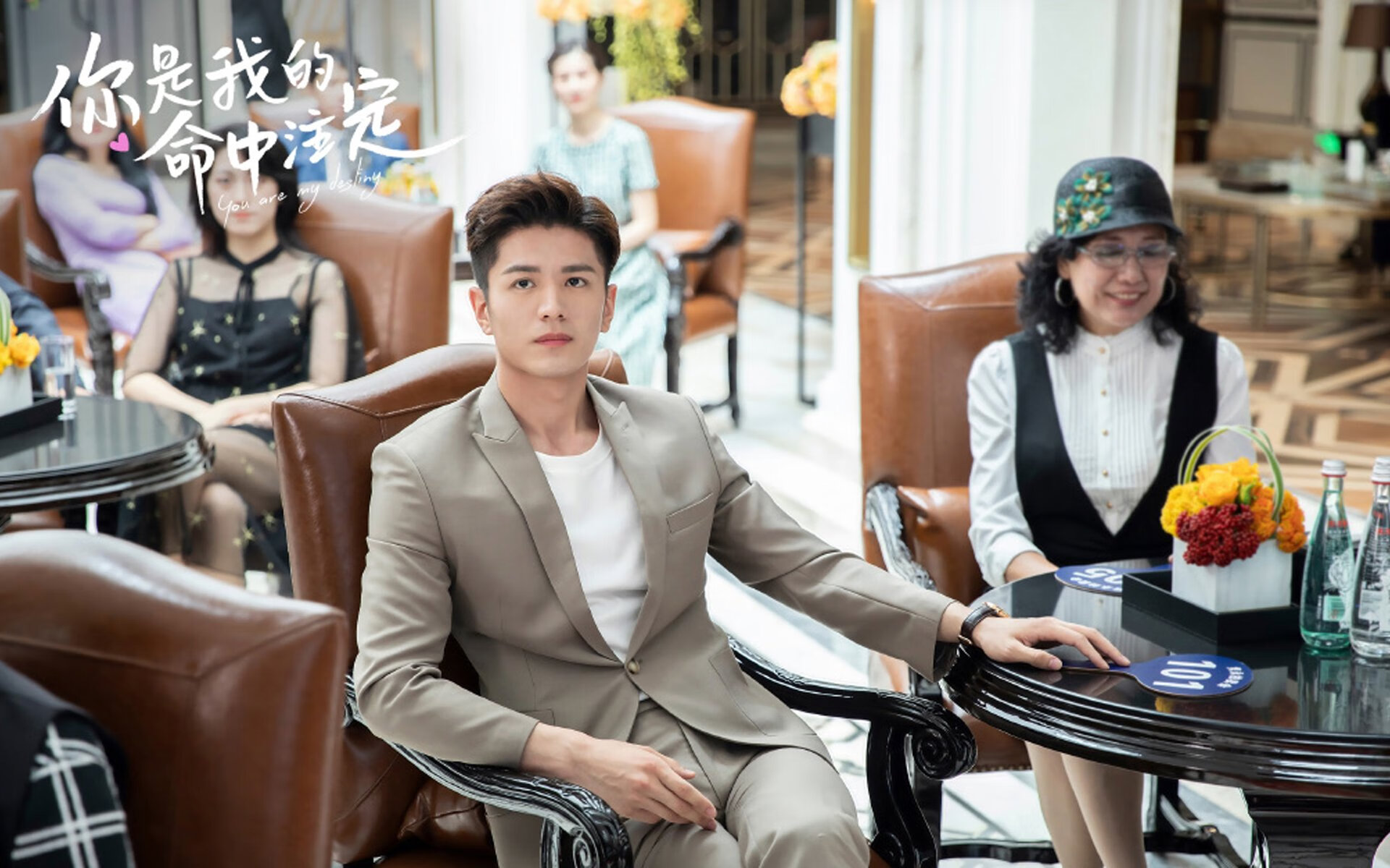 爱游戏官网-纪录片:足球传奇背后的动人故事,足球传奇的电影