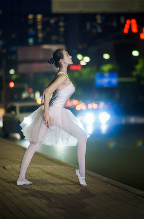 数字化转型:大数据如何影响足球战术决策,大数据ai足球